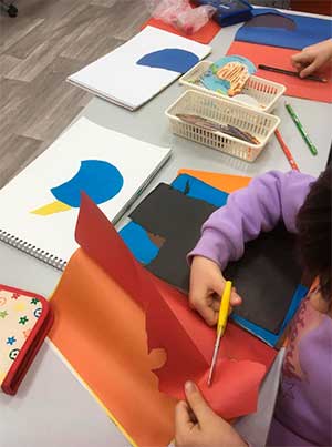Конспект занятия по развитию речи в объединении «Дошкольная подготовка» (5-6 лет) «Буду, буду я посуду и любить, и уважать!»